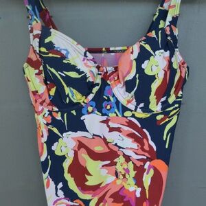 Title Nine‎ Neon Floral Underwire Bra Convertible Tankini Swim Top Sz 34C